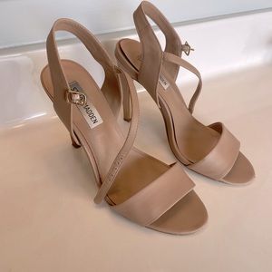 Steve Madden Nude Heels